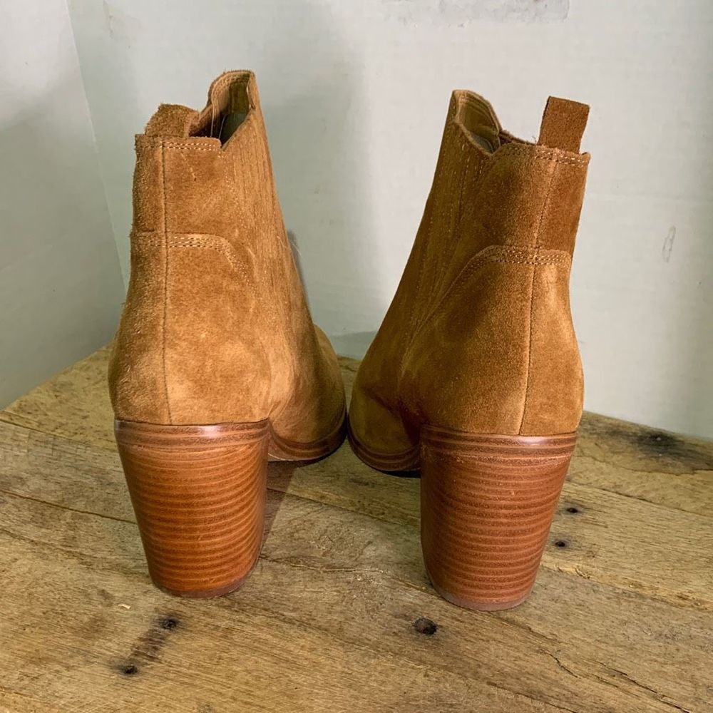 Marc fisher Gardi pointed toe boots. Brown western booties. Cowgirl - Picture 3 of 9